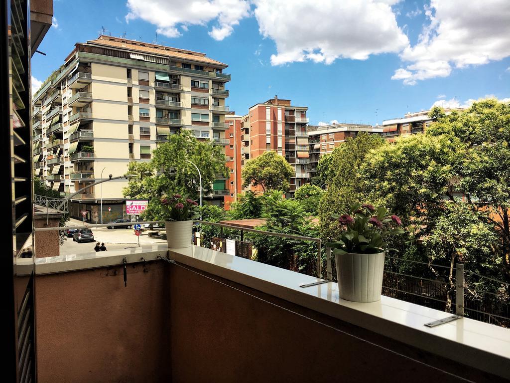 Azzurra Apartment